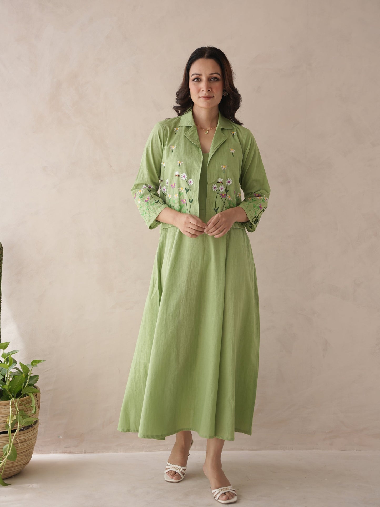 Noir Embroidery Cotton Jacket Dress