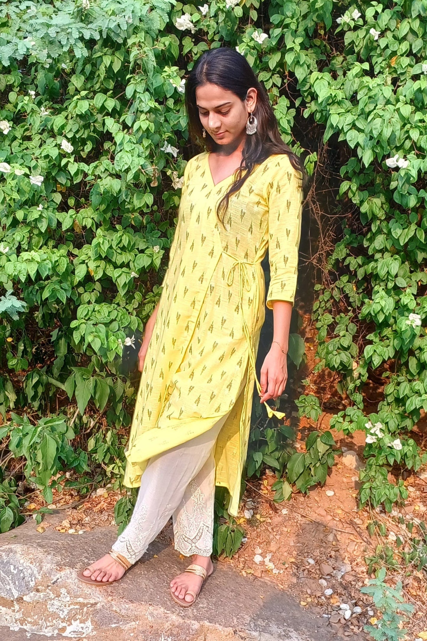 Sakhi Handloom Angrakha Kurta