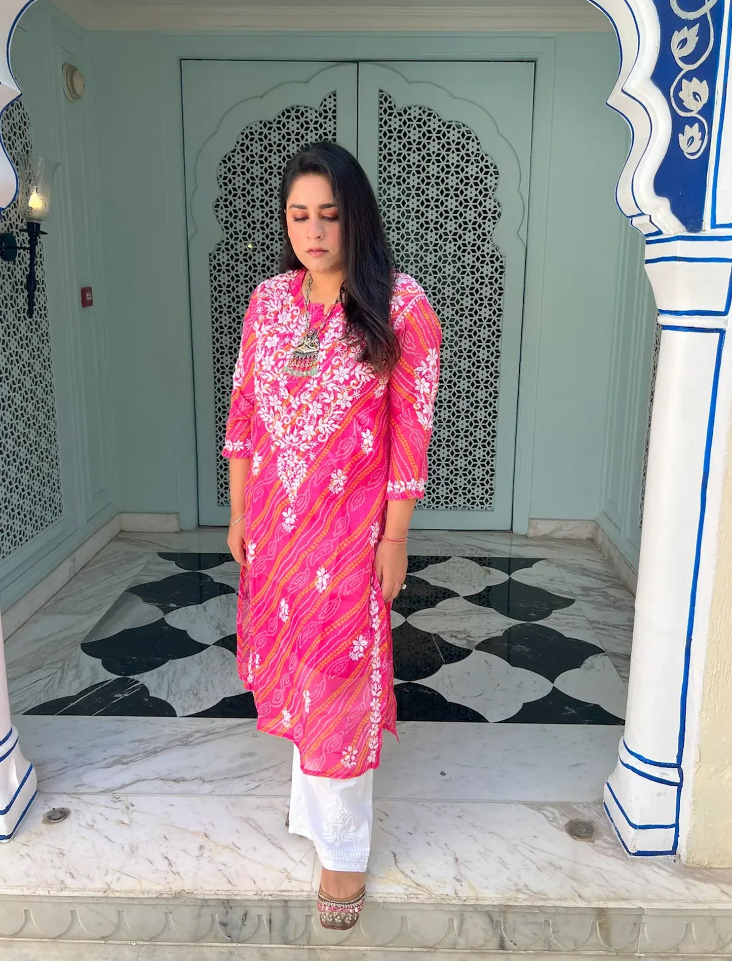 Farhad Gulab Bandhej-Chikan Kurta