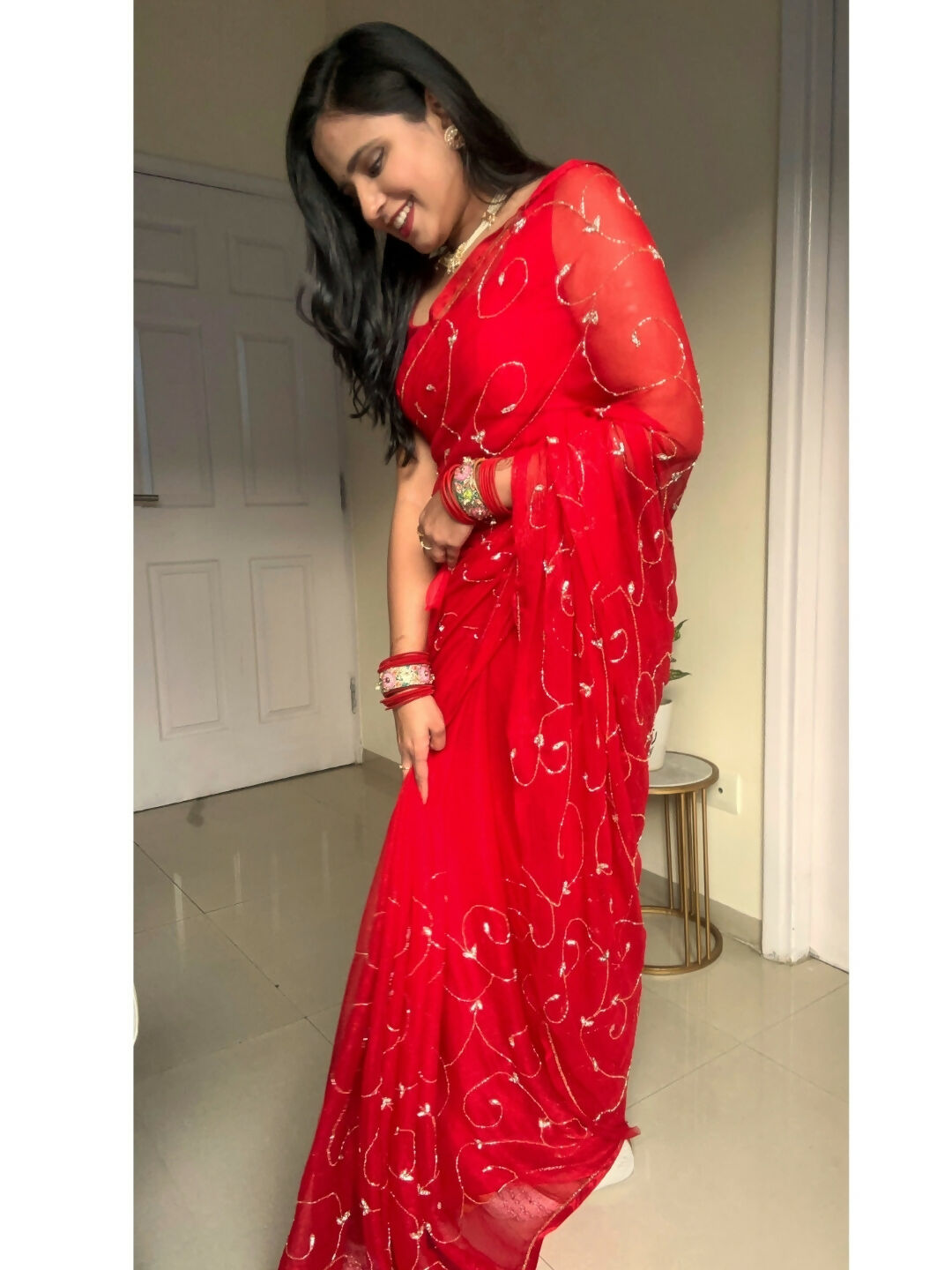 Banno Tera Swagger -Jaal Embroidery Pre-Pleated Shimmer Chiffon Saree