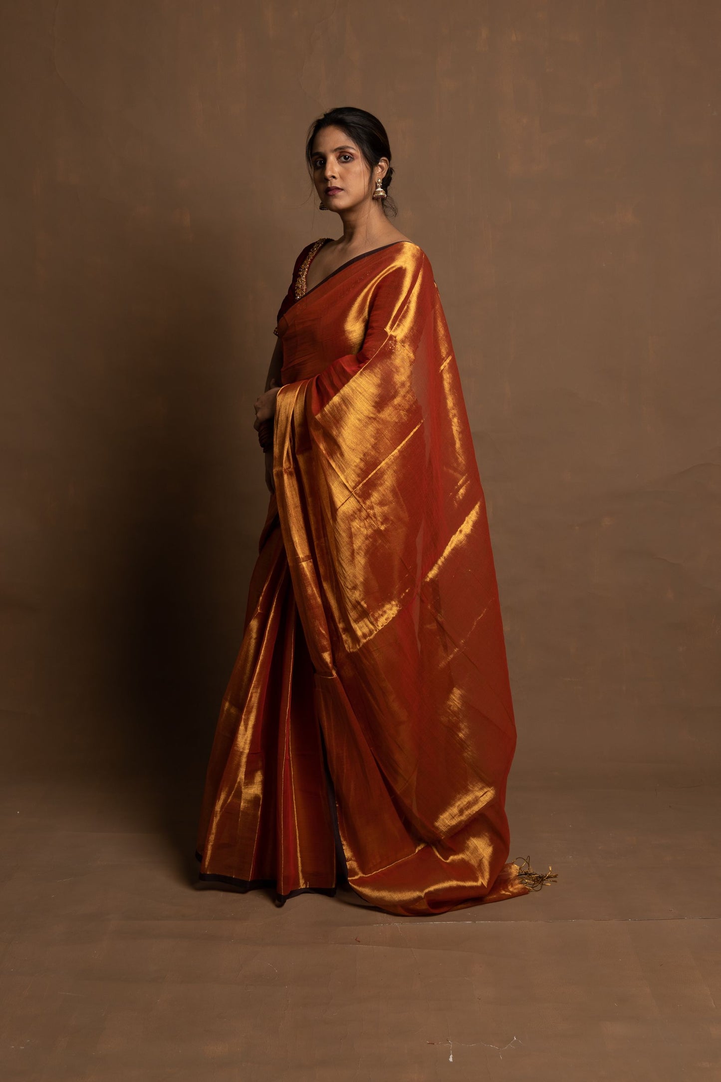 Elegant Handloom Tissue Saree