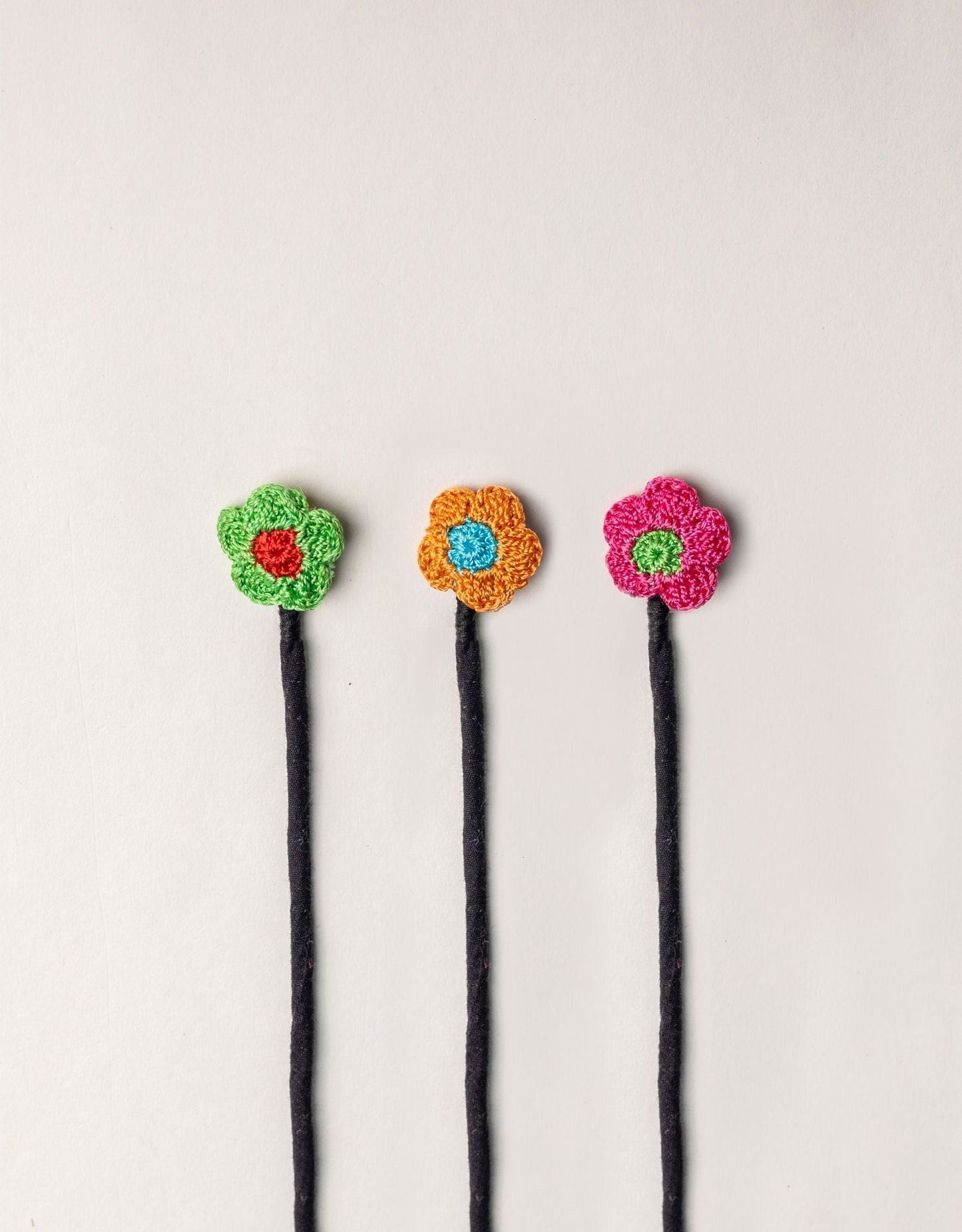 Set of 3 Handcrafted Cable Organizer - Flower