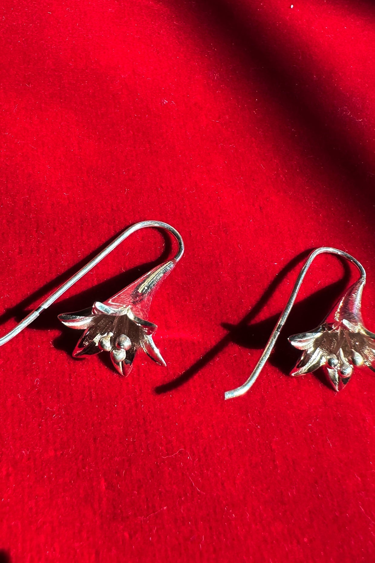 Datura Silver Flower Earrings