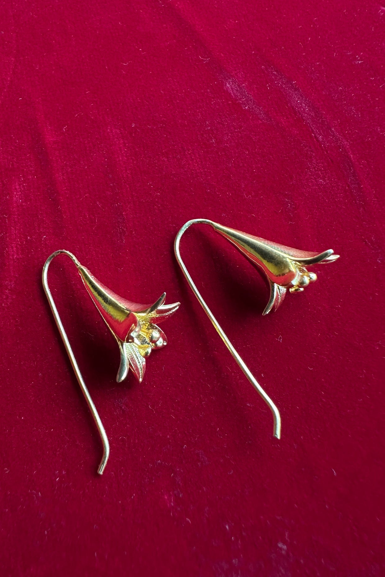 Datura Silver Flower Earrings