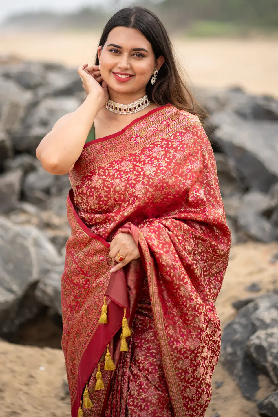 Jamawar Banarasi Silk Saree With Tassels