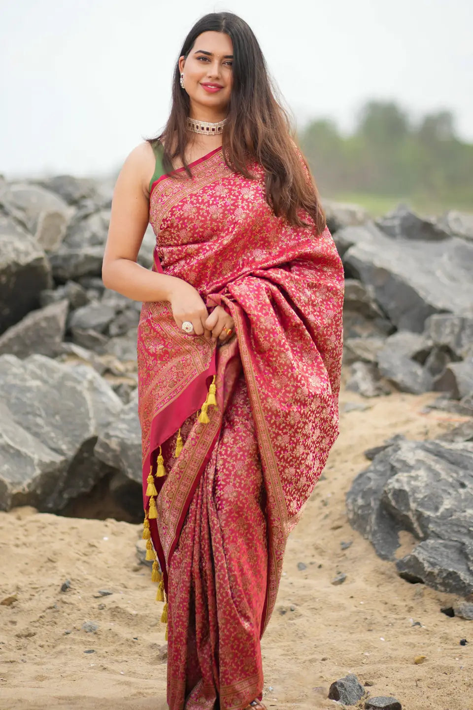 Jamawar Banarasi Silk Saree With Tassels