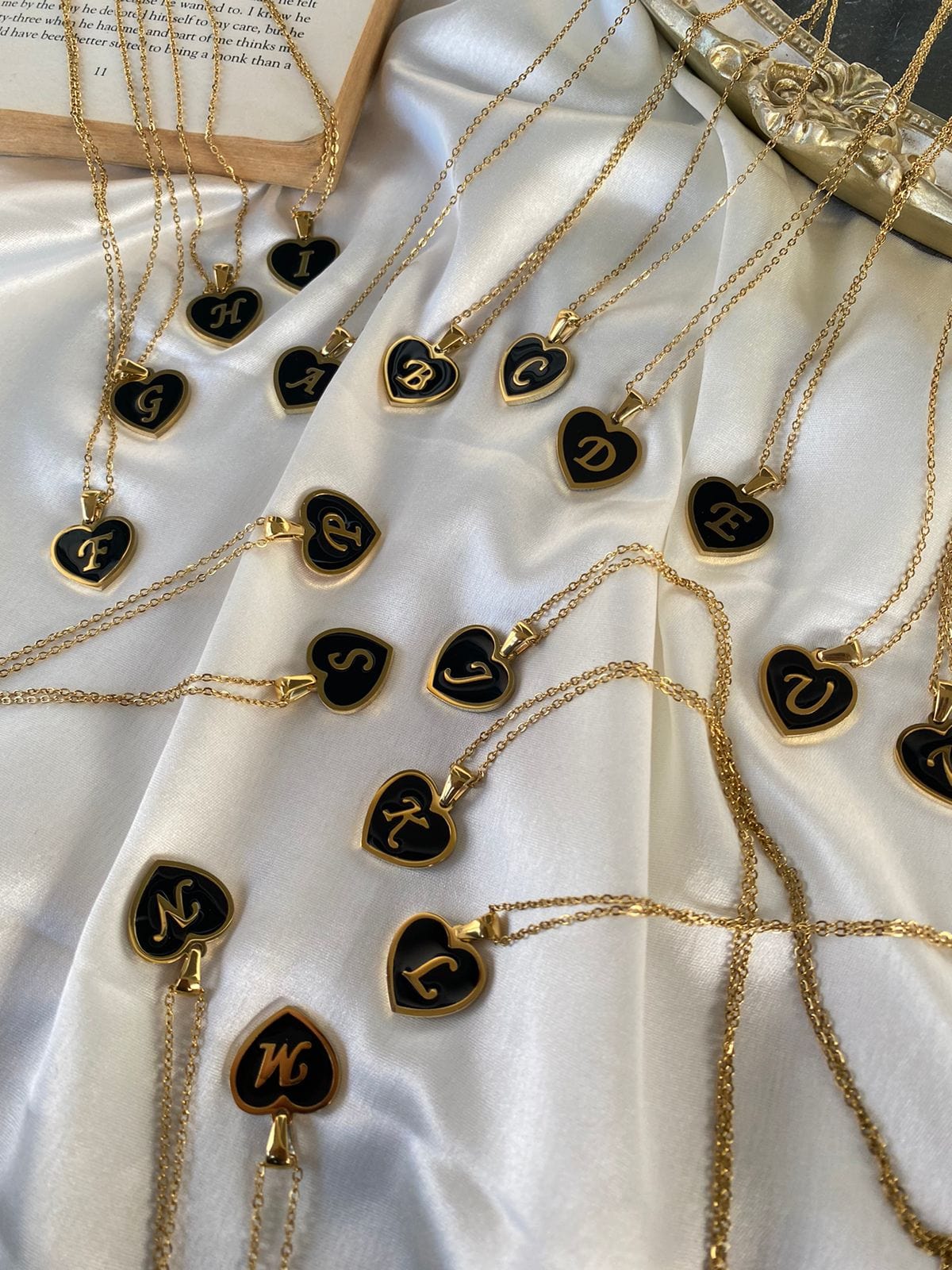 Engrave Delights Heart Neckchains (A-Z)