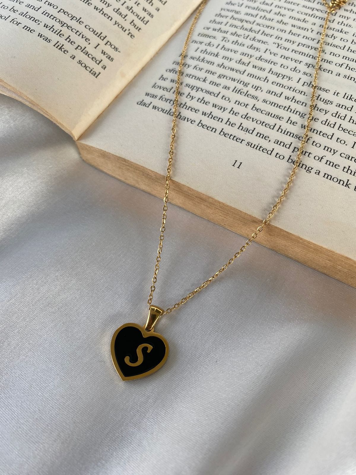 Engrave Delights Heart Neckchains (A-Z)