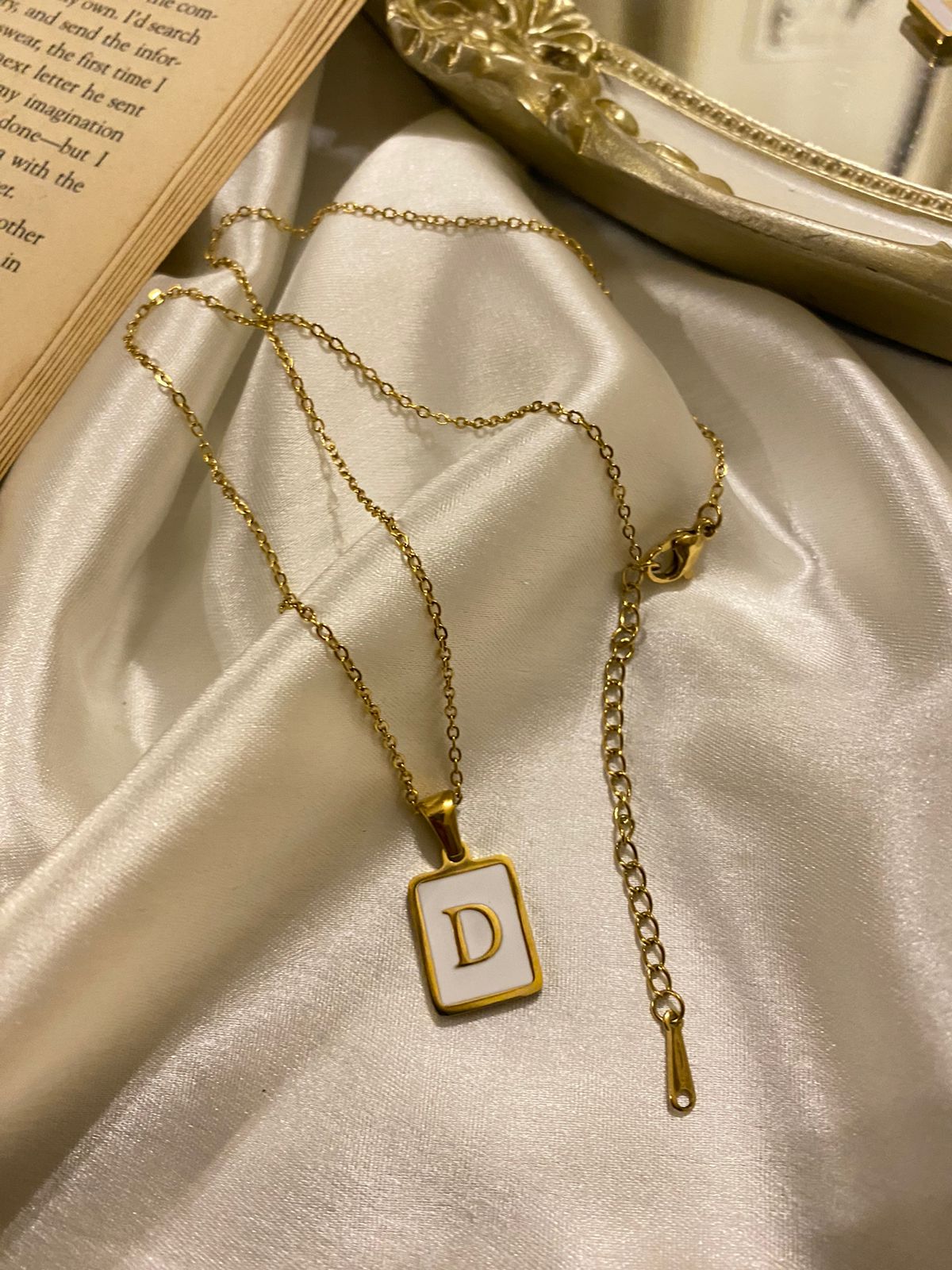 Engrave Delight Classic White Alphabet Pendant (A-Z)