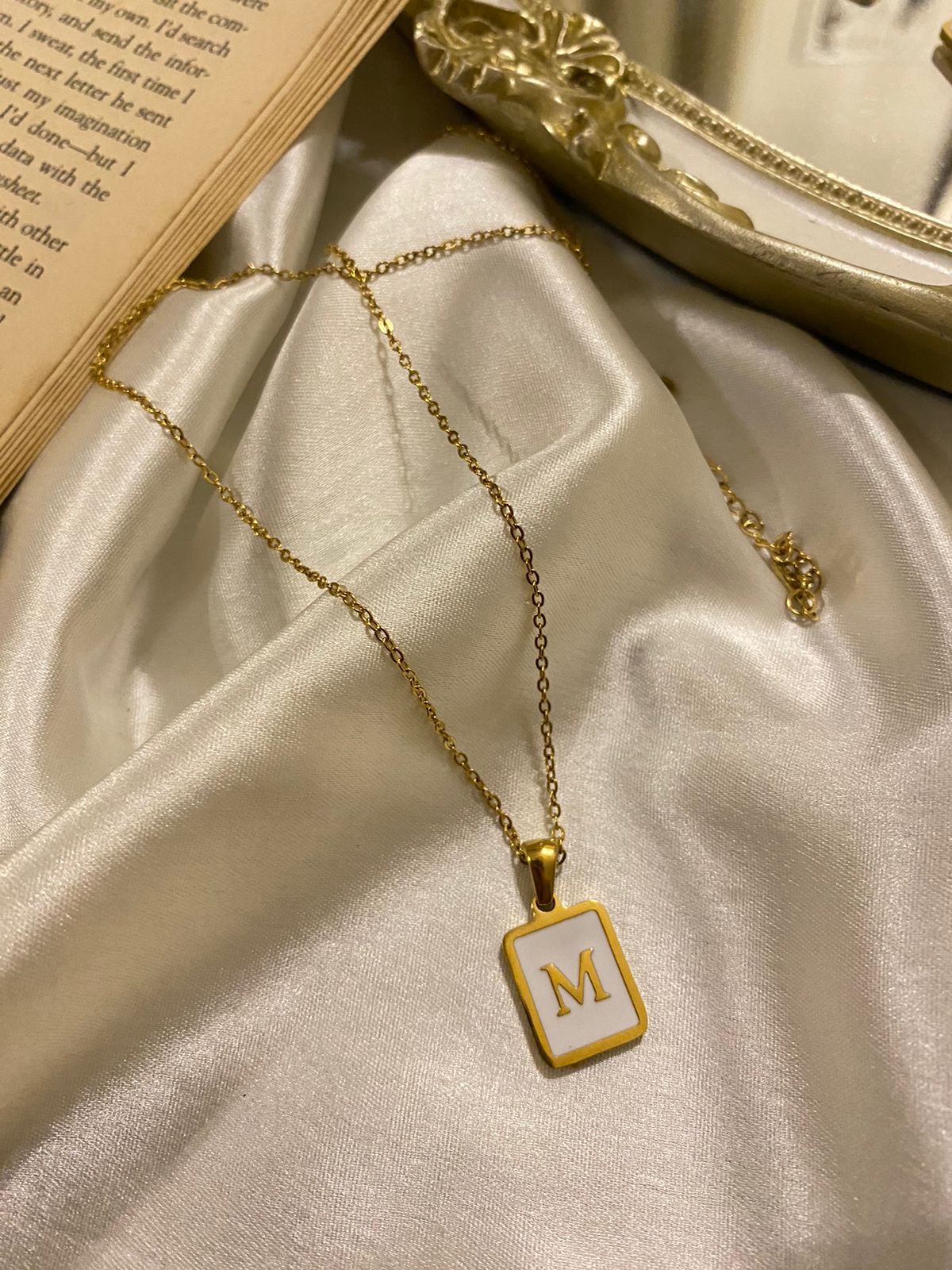 Engrave Delight Classic White Alphabet Pendant (A-Z)