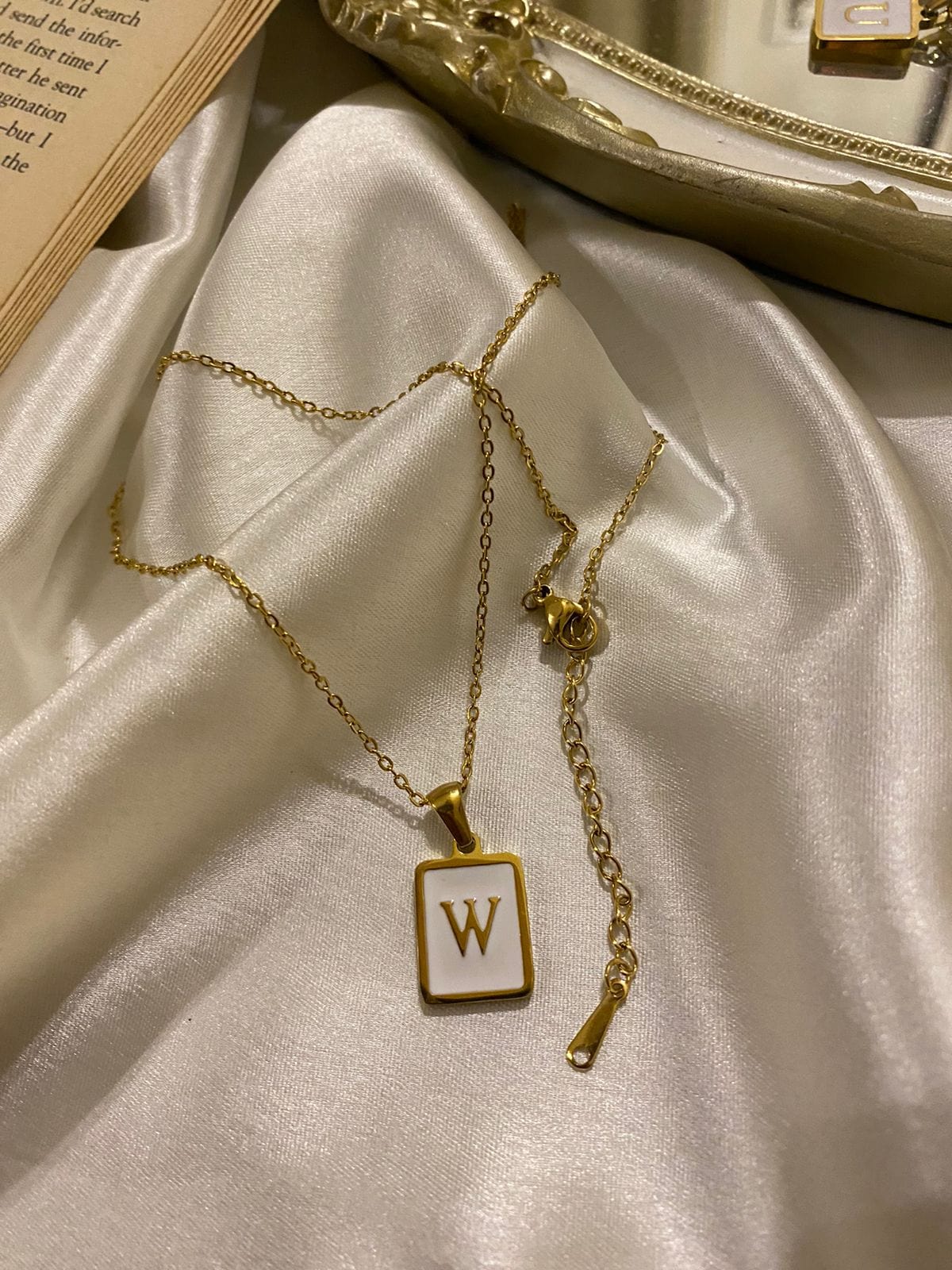 Engrave Delight Classic White Alphabet Pendant (A-Z)