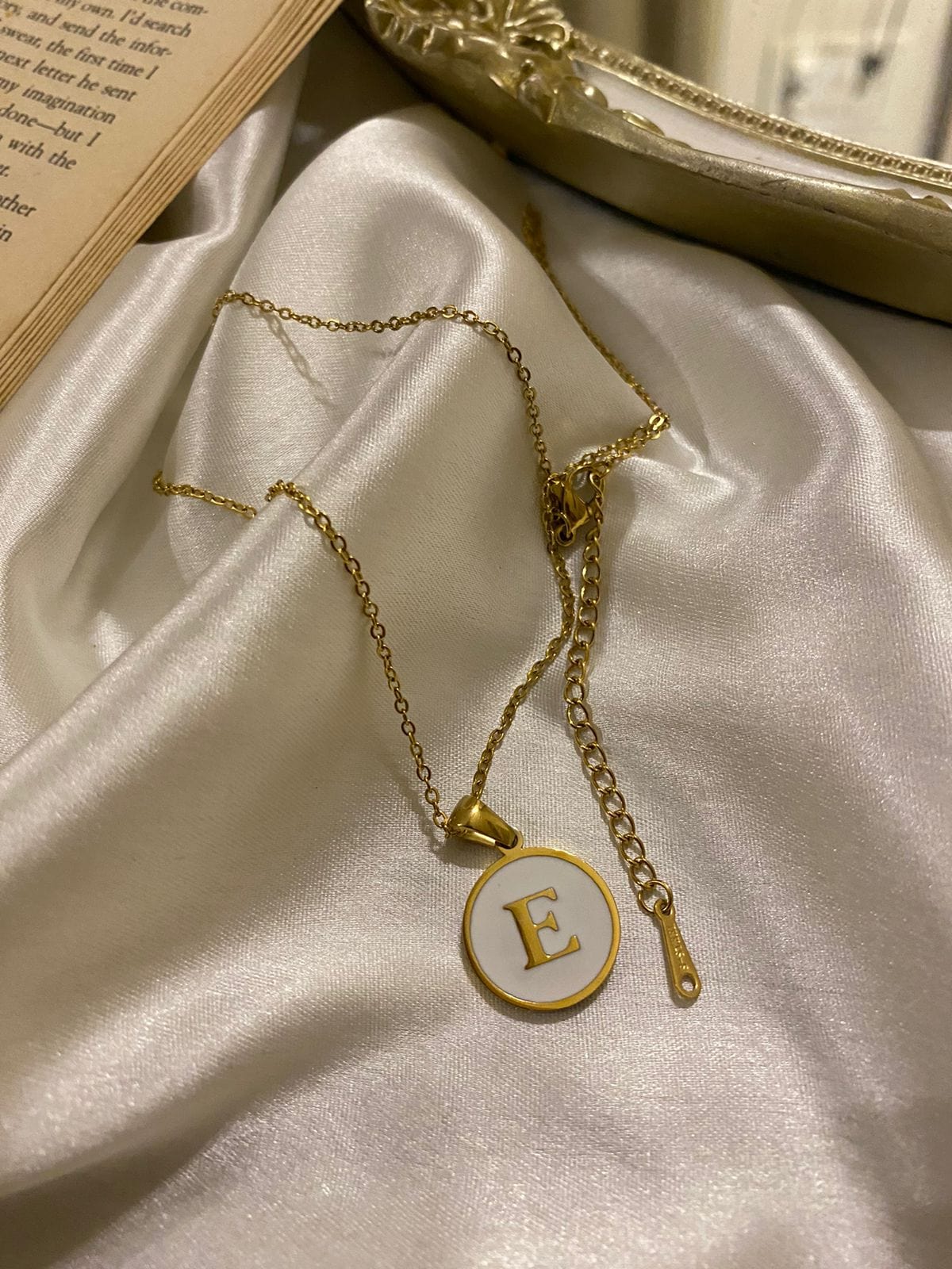 Engrave Delights Curve White Alphabet Pendants (A-Z)