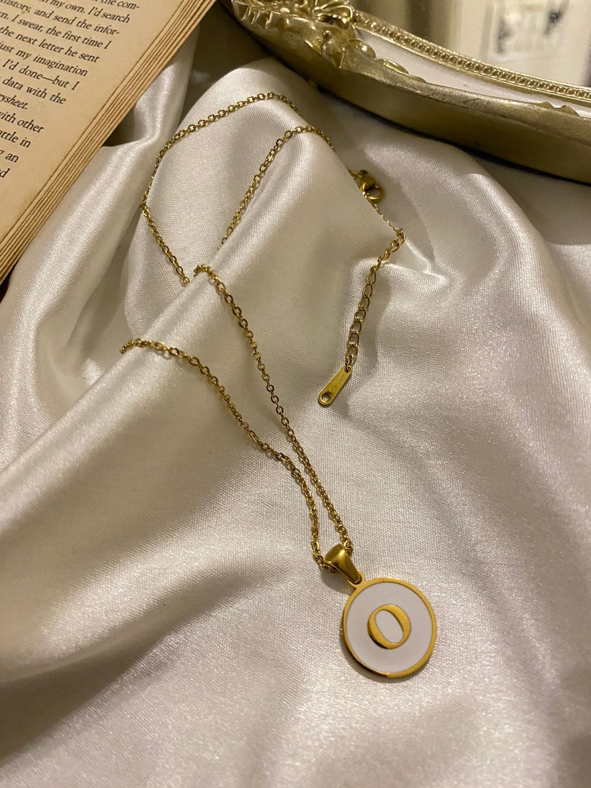 Engrave Delights Curve White Alphabet Pendants (A-Z)