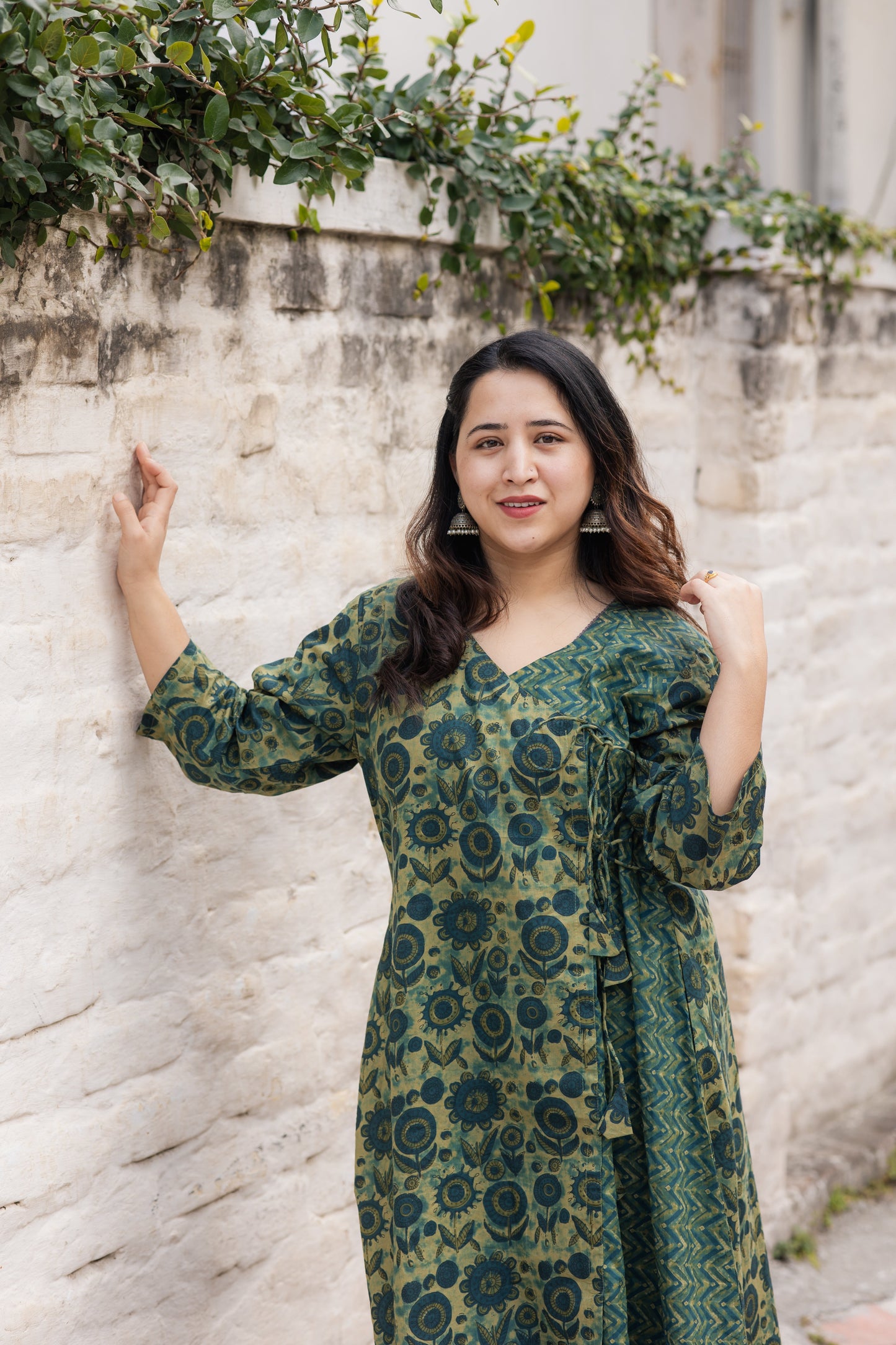 Isha Sanganeri Angrakha Long Kurta