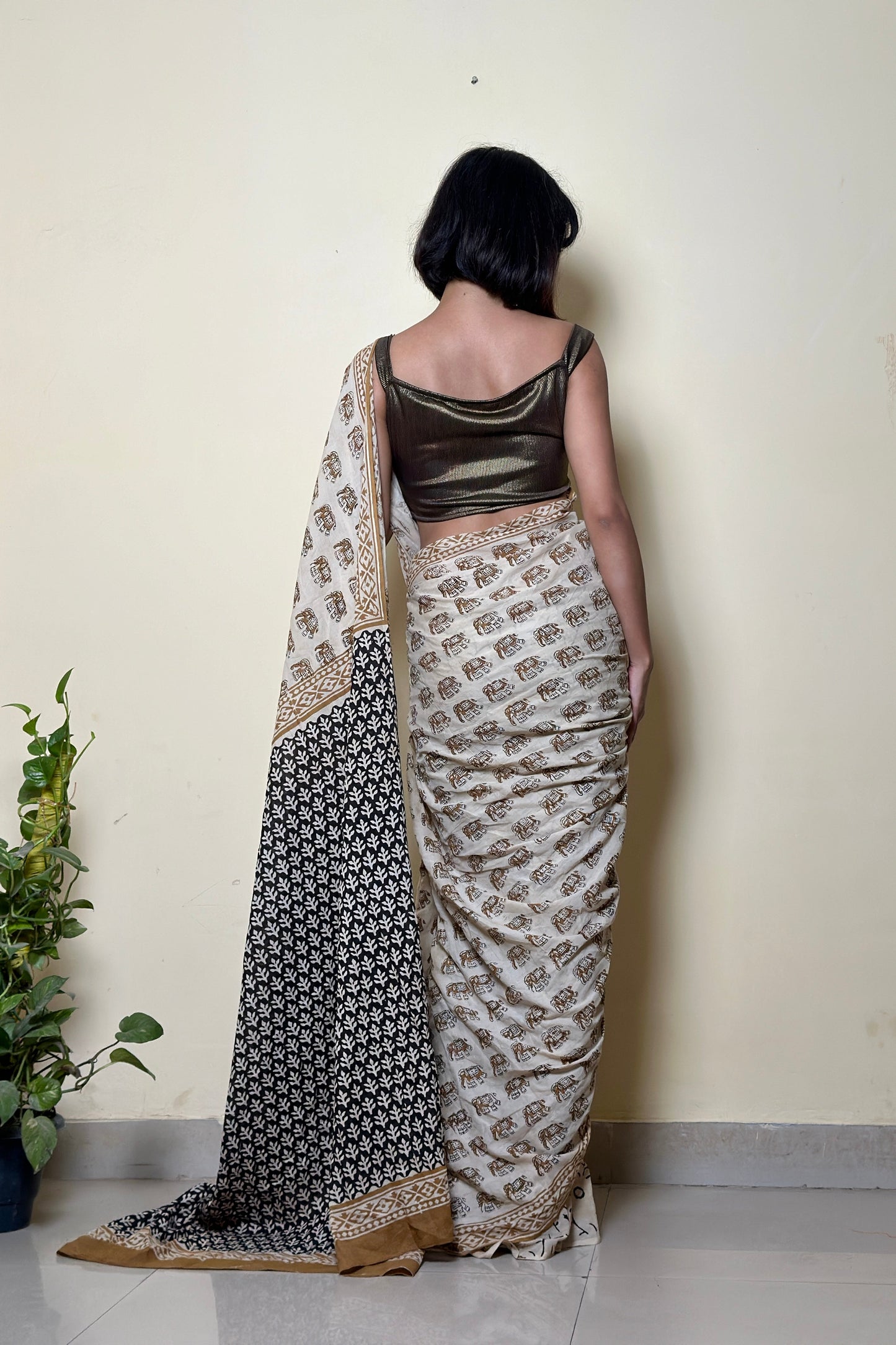 Caramel Chic Mul Cotton Saree