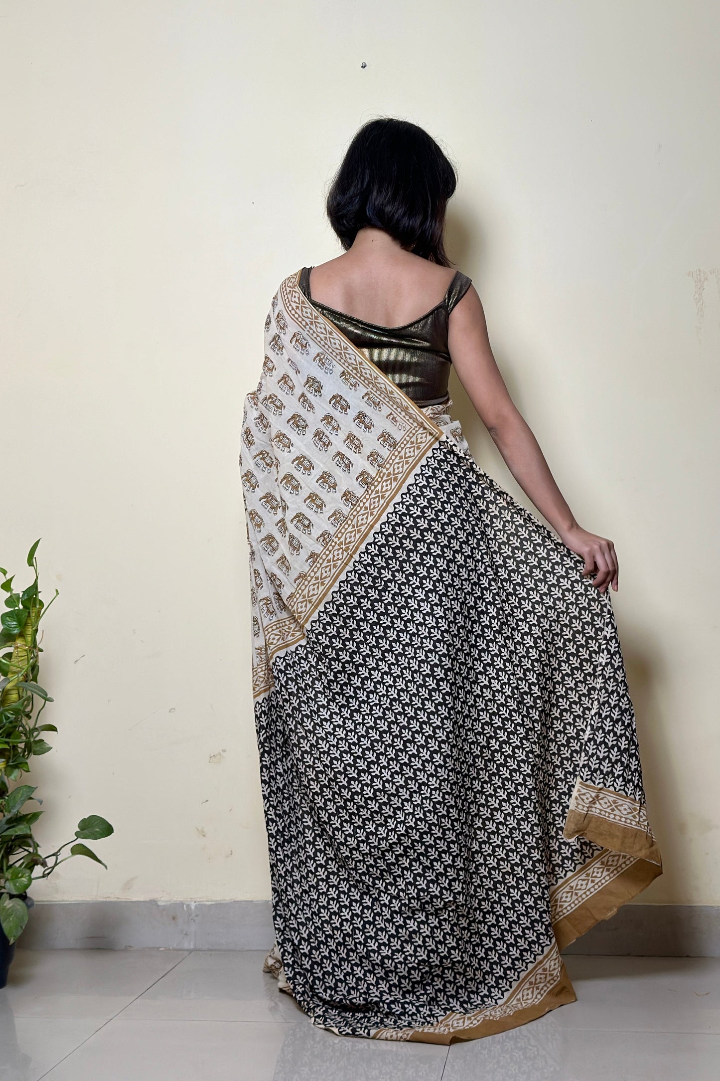 Caramel Chic Mul Cotton Saree