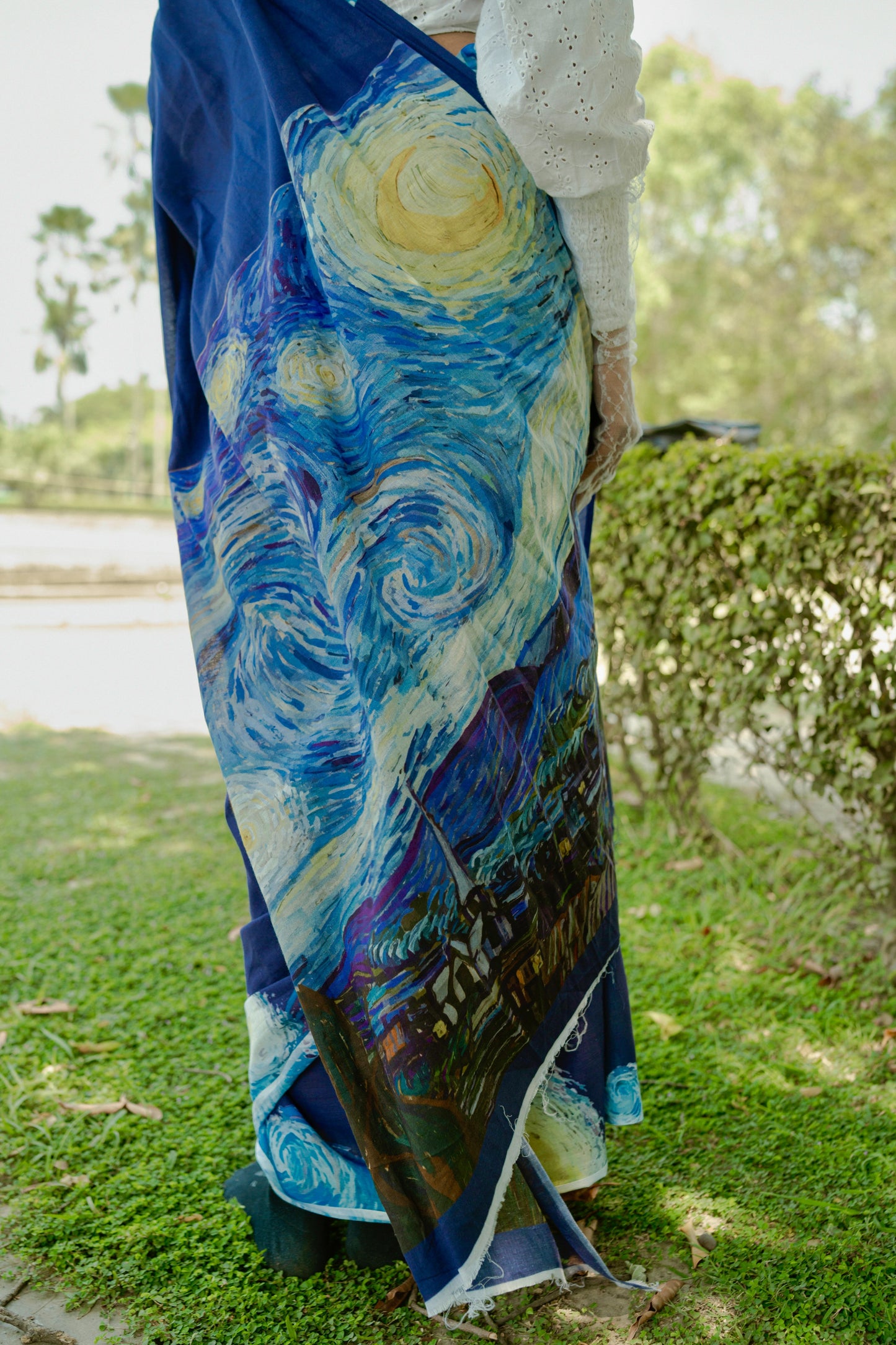 Van Gogh's Starry Night Mul Cotton Saree