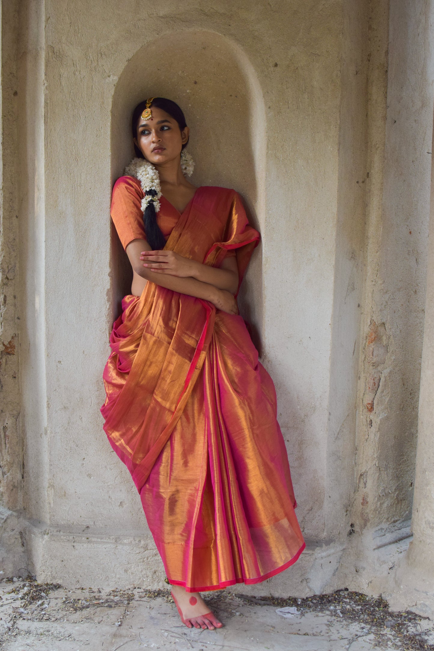 Elegant Handloom Tissue Saree