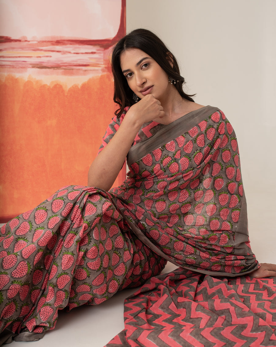 Nutan's Strawberry Mul Cotton Saree