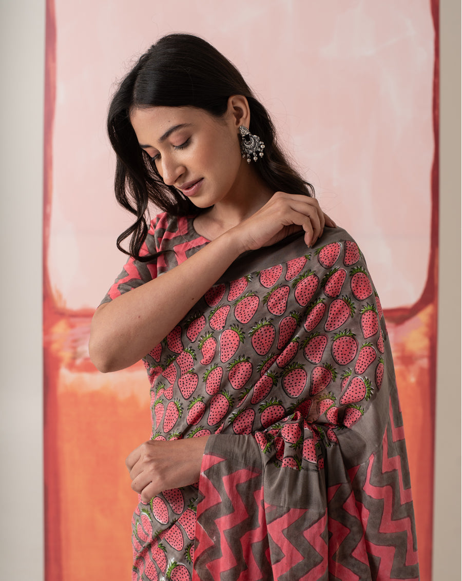 Nutan's Strawberry Mul Cotton Saree