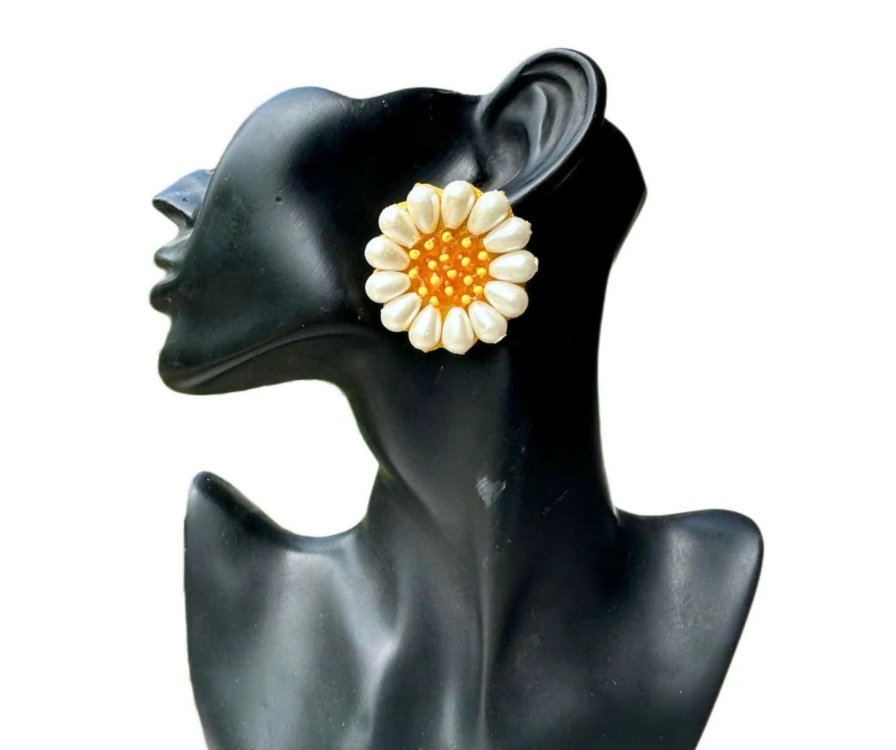 Anaya Flower Earrings