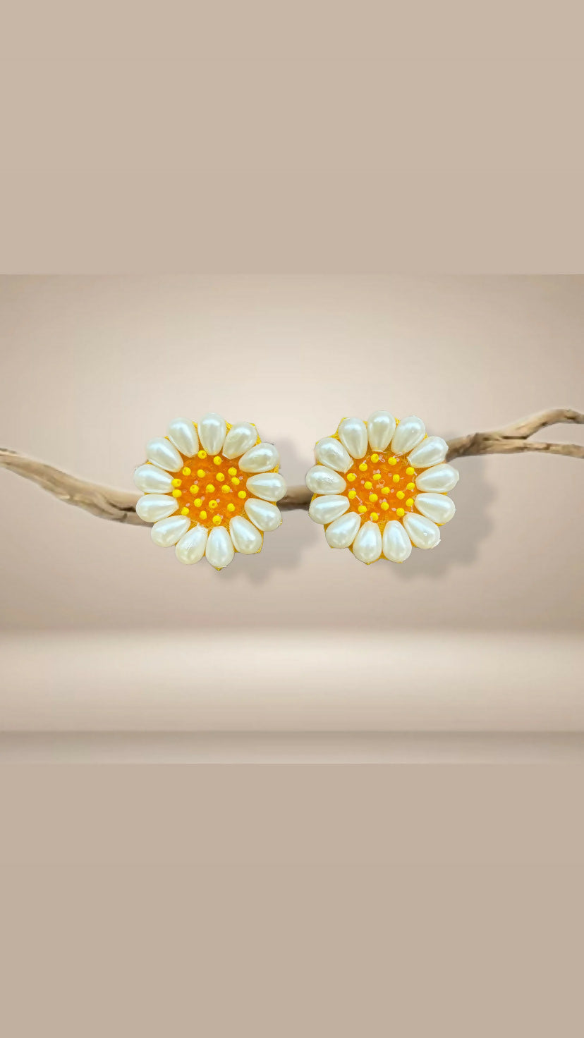 Anaya Flower Earrings