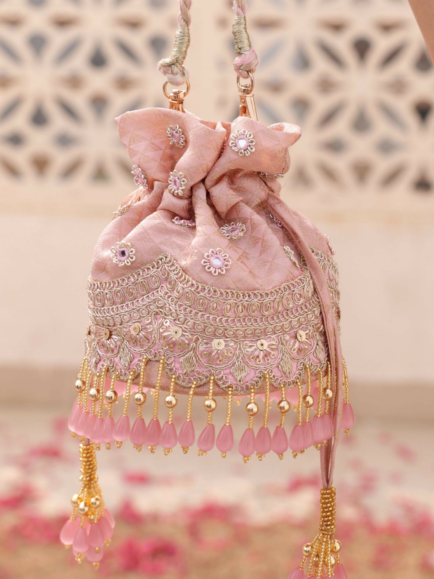 tara_potli_2