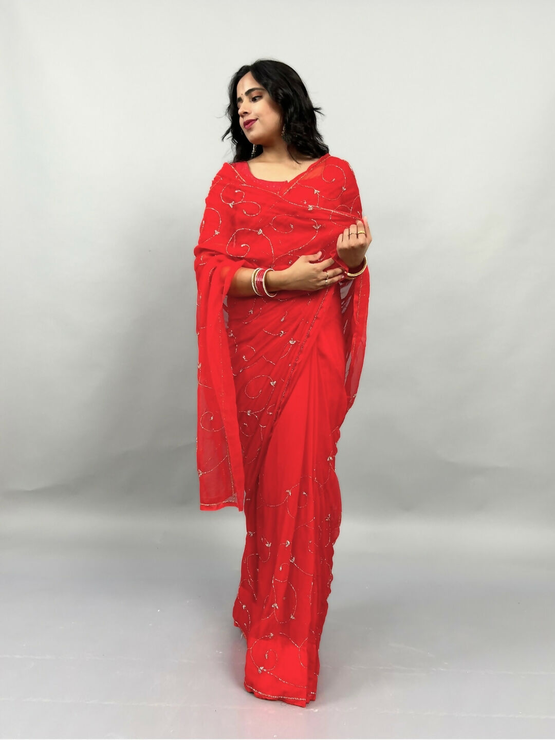 Banno Tera Swagger -Jaal Embroidery Pre-Pleated Shimmer Chiffon Saree