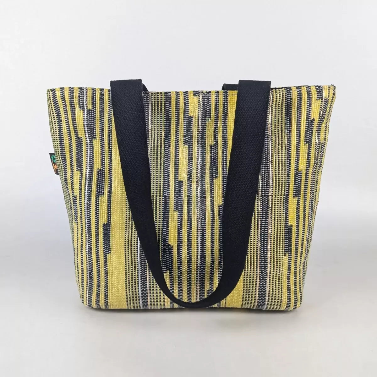Upcycled_Handwoven_Designer_Shopper_Tote_DST0325-005_PS_W