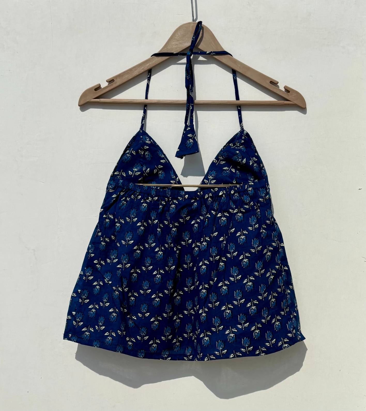 Indigo Blue Floral Tree Top with Removable Pads