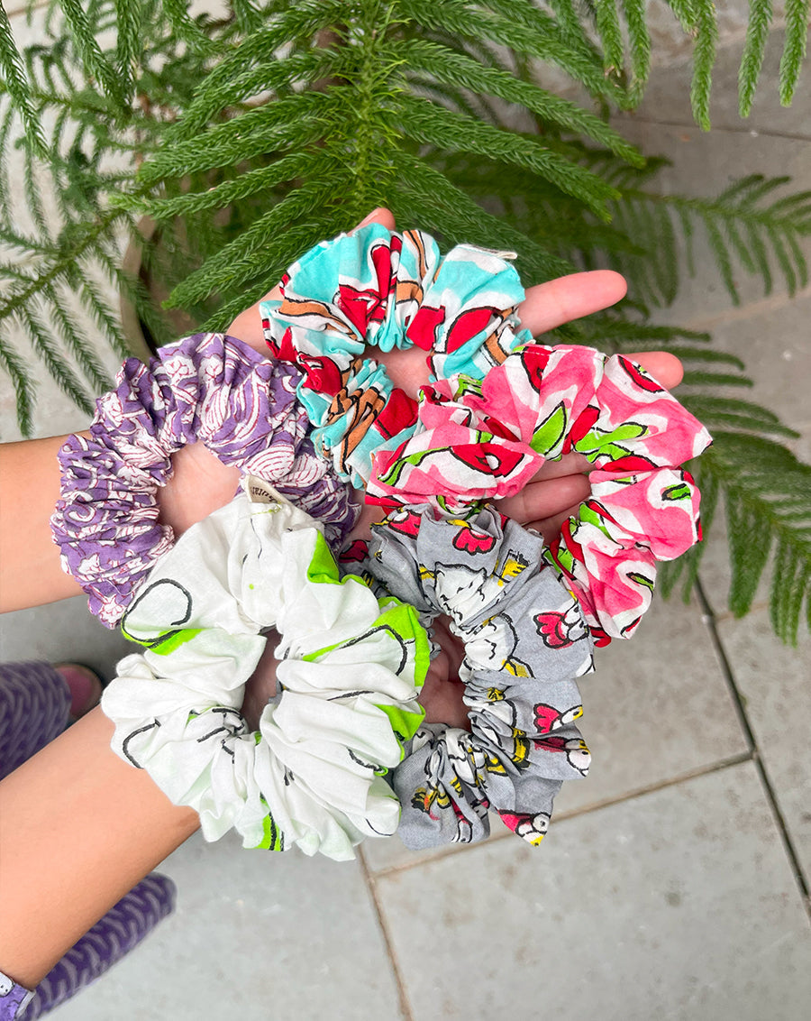 Aura Cotton Scrunchies - Set of 5