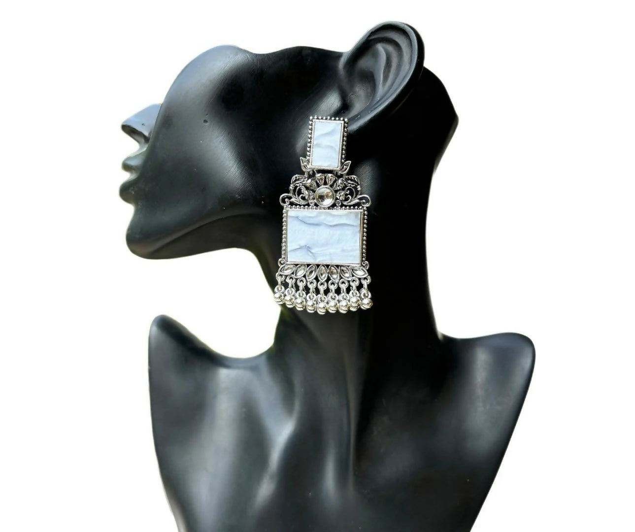 Driva Earrings
