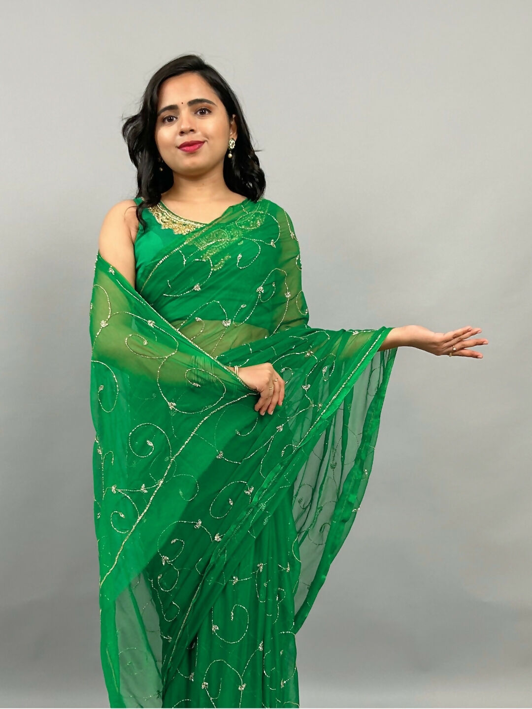 Banno Tera Swagger -Jaal Embroidery Pre-Pleated Shimmer Chiffon Saree