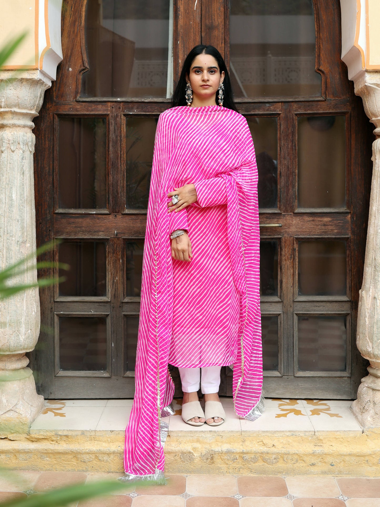 Hiraya Pink Leheriya Set