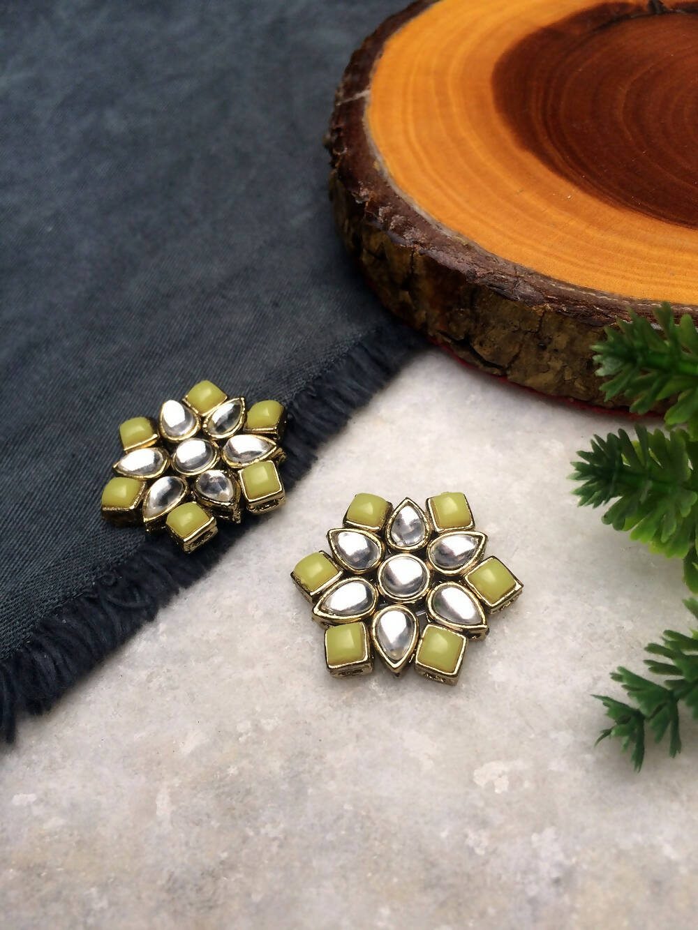 Kundan Mandala Studs