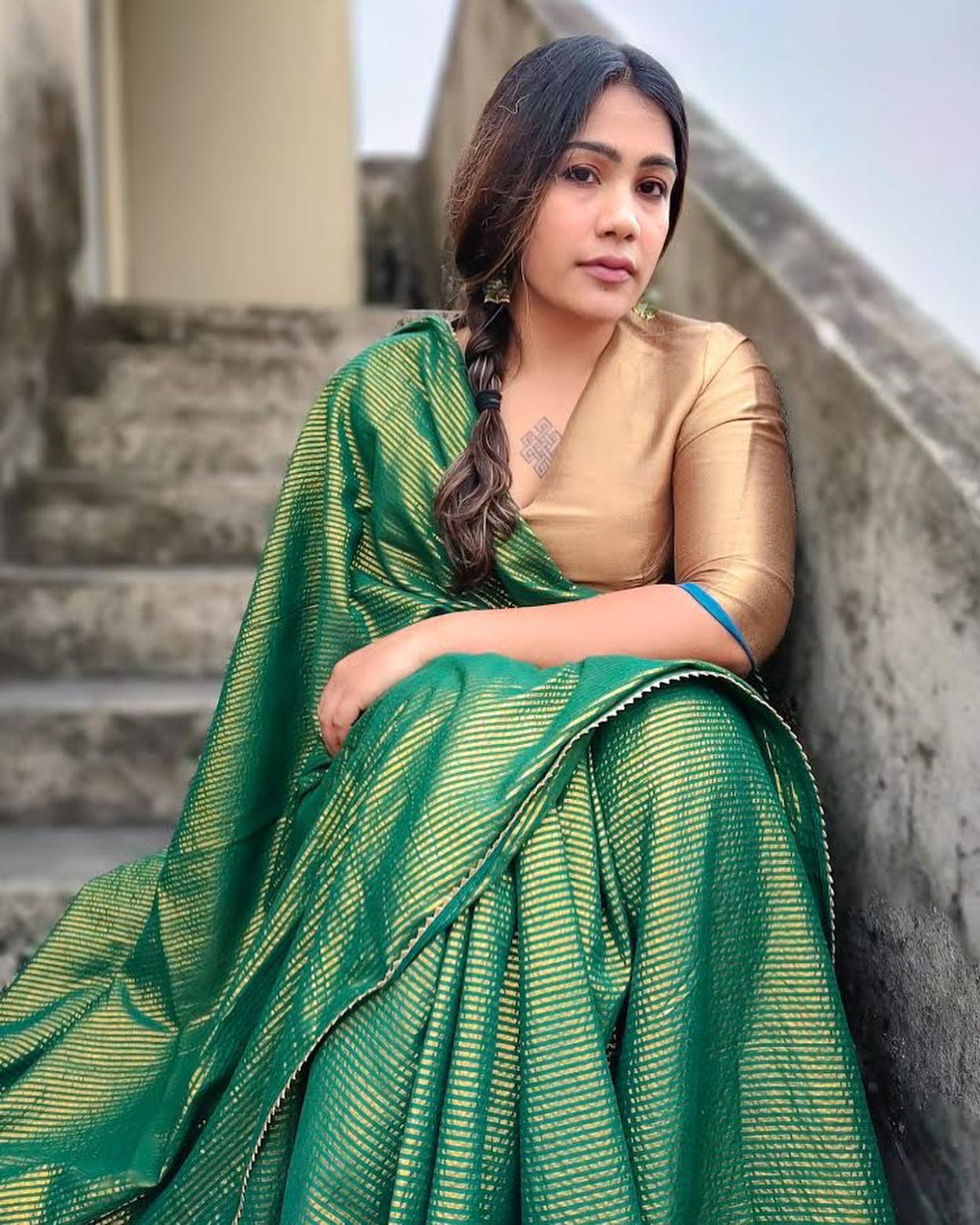 Saira Zari Golden Gota Border Saree