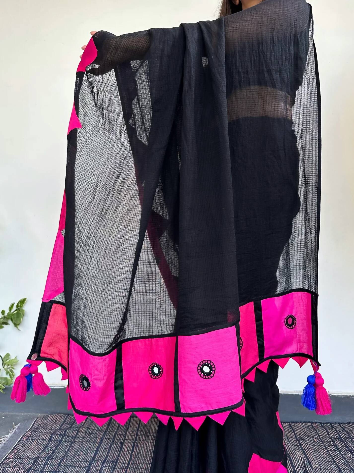 गुलाबो (Gulabo) Saree