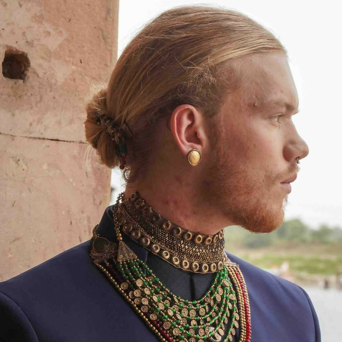 Gold Studded Collar Necklace