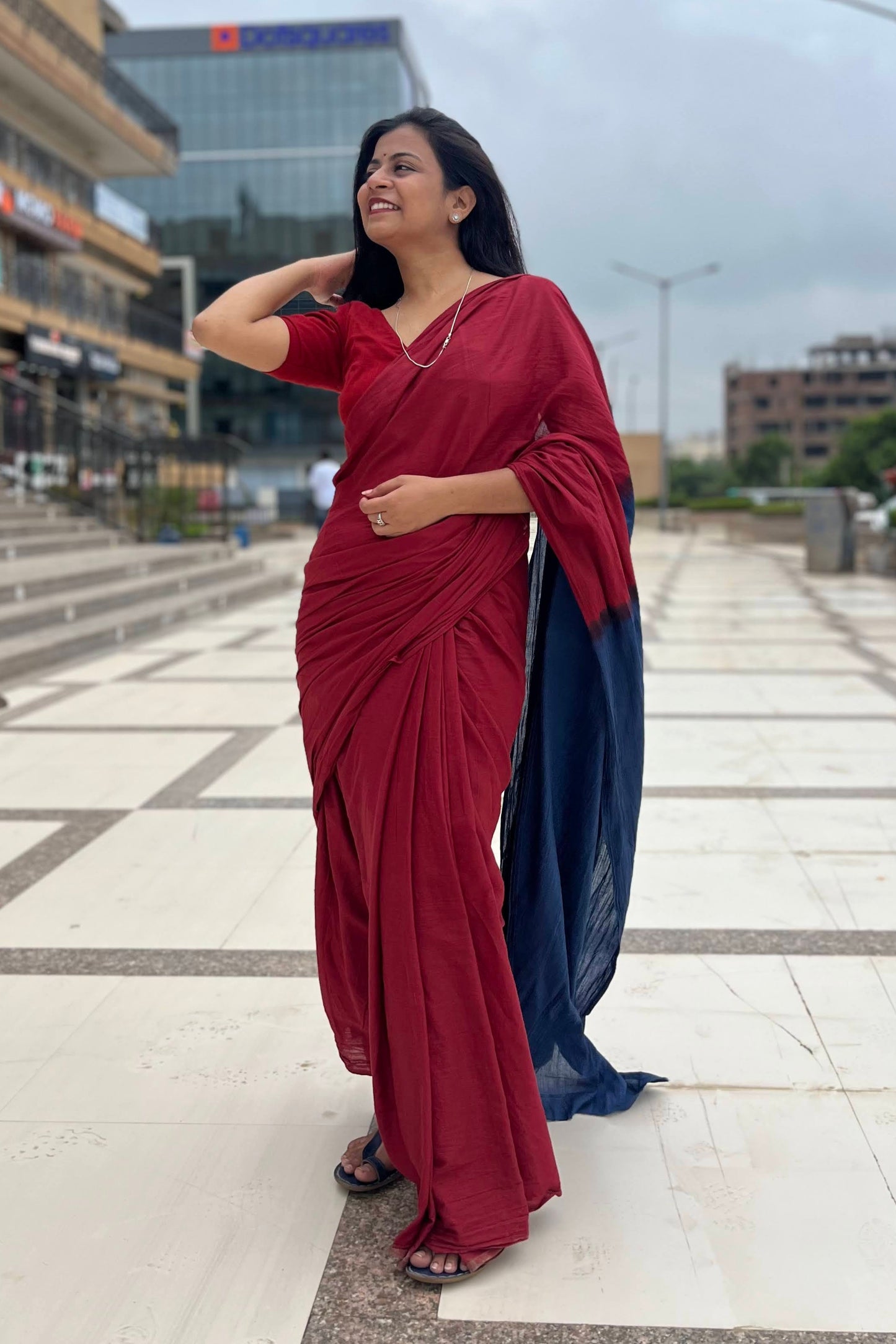 Sabrang Dual Tone Saree
