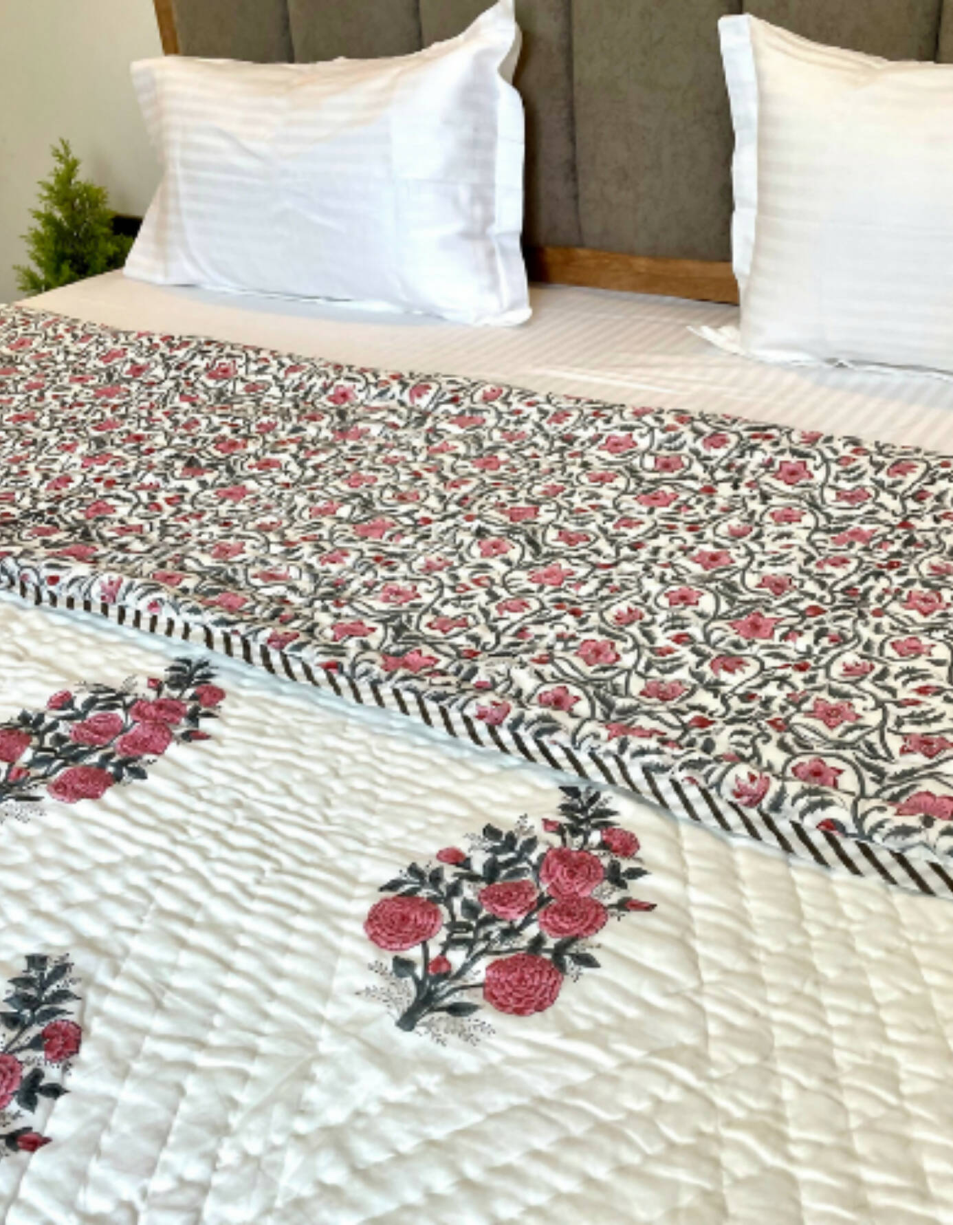 Shahdara Quilt cum Bedcover