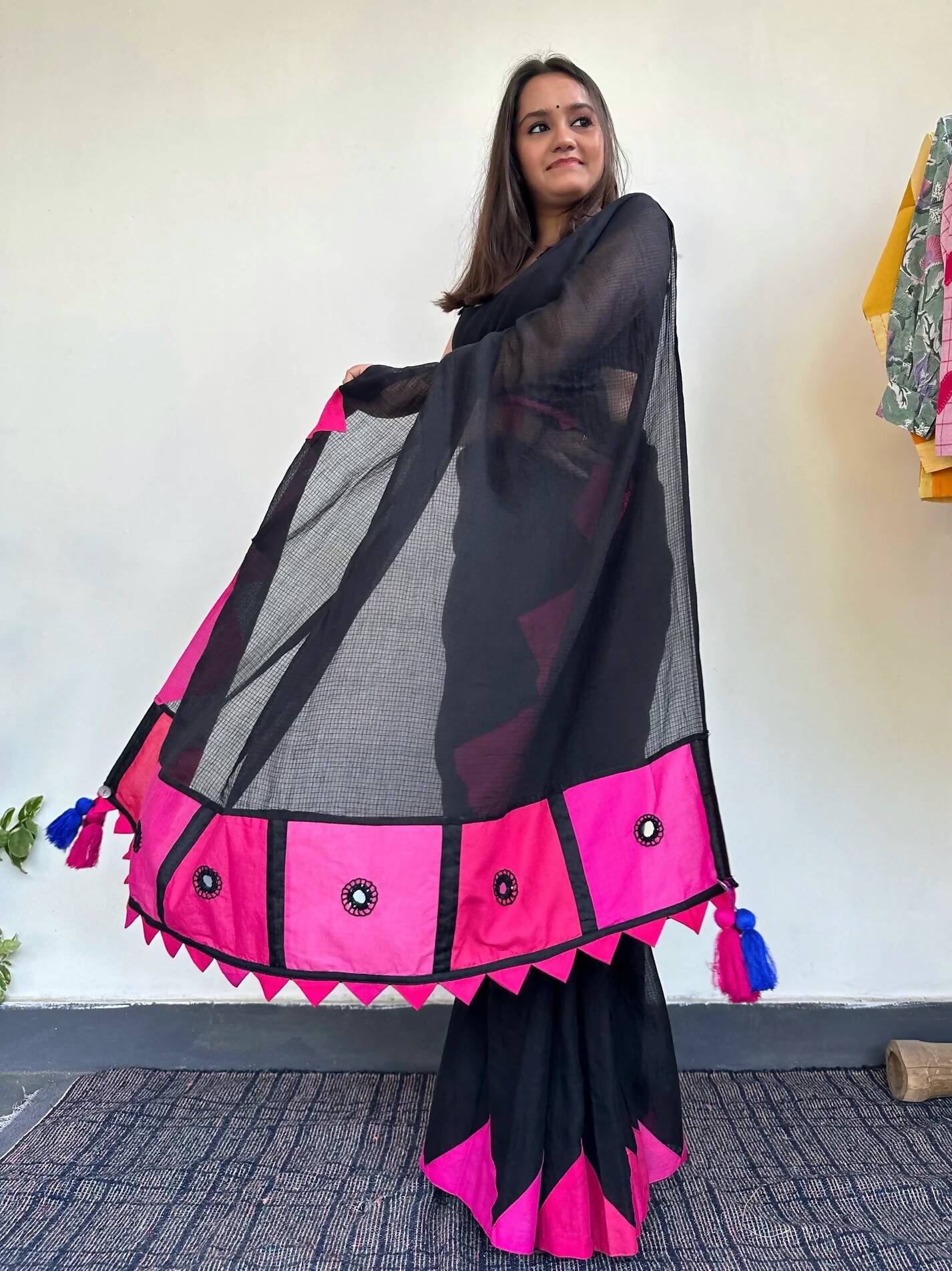 गुलाबो (Gulabo) Saree