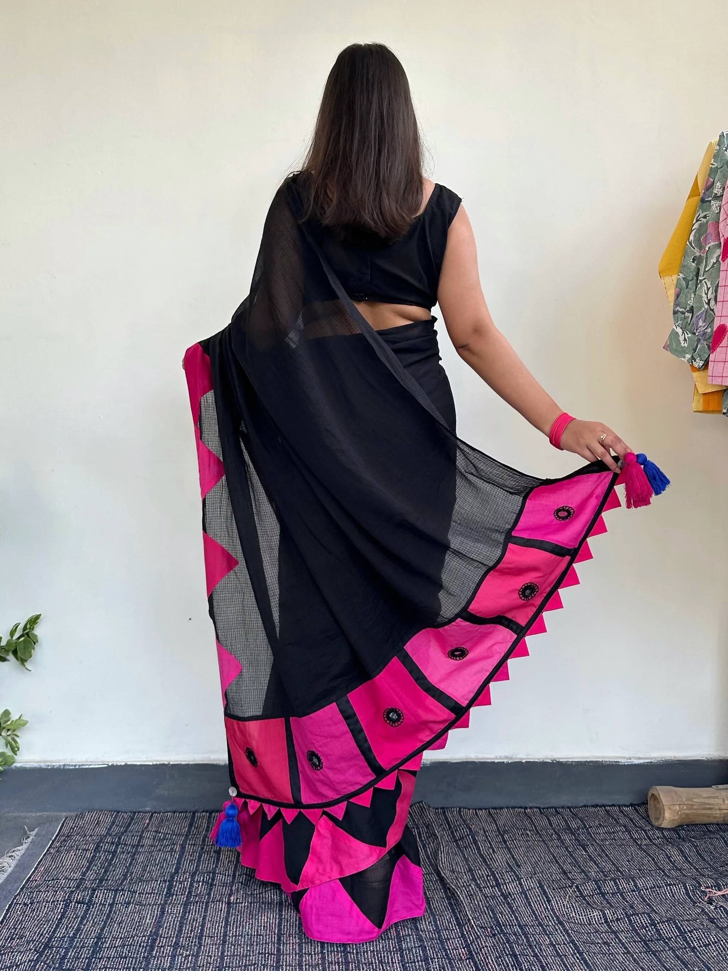 गुलाबो (Gulabo) Saree