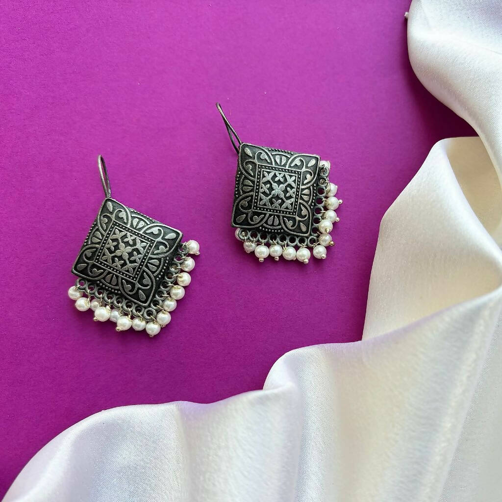 Black Polish Veena Earrings