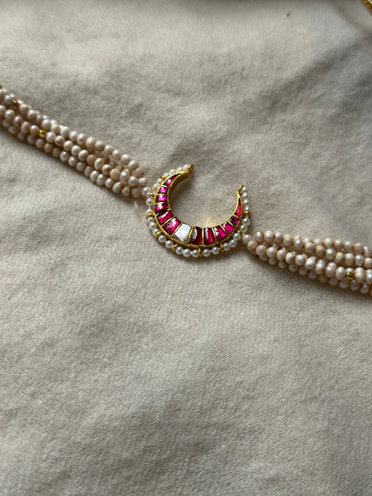 Chaand Kundan Choker