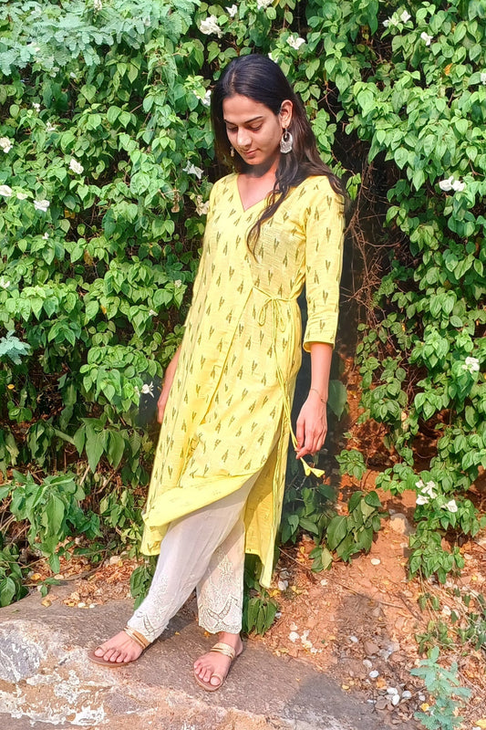 Sakhi Handloom Angrakha Kurta