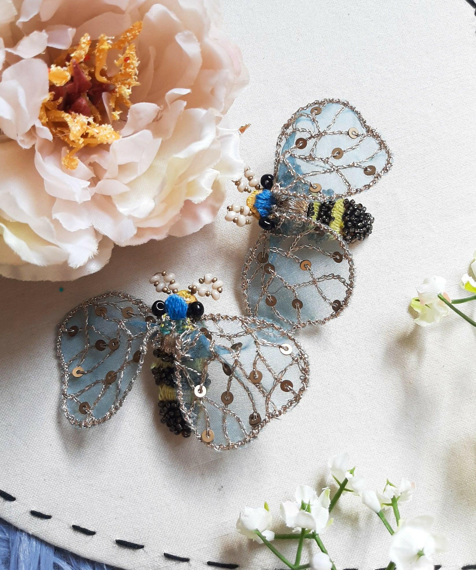 Kihoy_Bee_Earrings