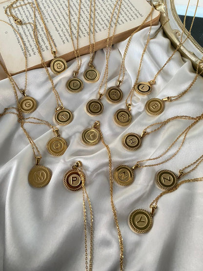 Engrave Delights Curve Molten Gold Neckchains (A-Z)