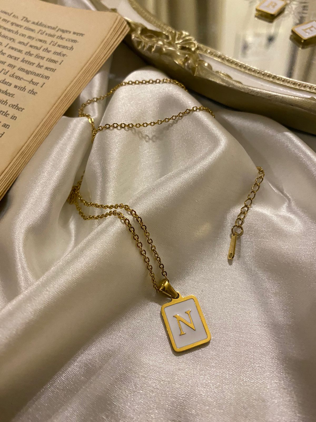 Engrave Delight Classic White Alphabet Pendant (A-Z)