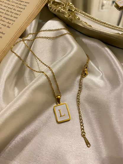 Engrave Delight Classic White Alphabet Pendant (A-Z)