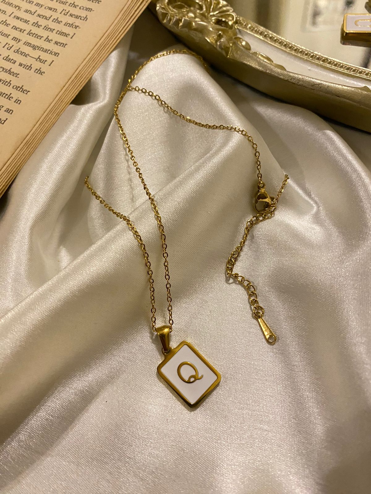 Engrave Delight Classic White Alphabet Pendant (A-Z)